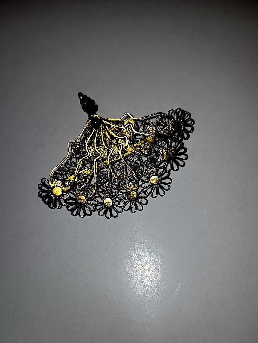 Vintage 800 silver filigree fan brooch